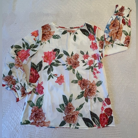 Top - Picture 3 of 11